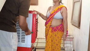 XXX Cooler repair man fuck Desi bhabhi in balcony